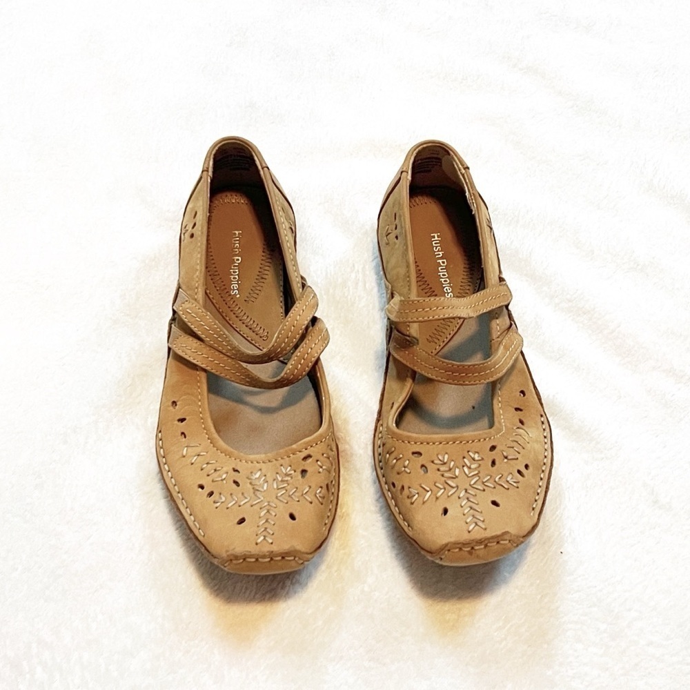 Hush Puppies Wave Reflex Tan Suede Leather Slip On Comfort Flats Women’s Size 7